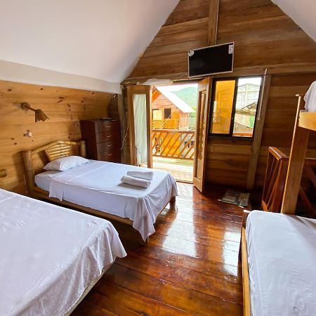 Hostal Tortuga Dorada Puerto Lopez Ngoại thất bức ảnh