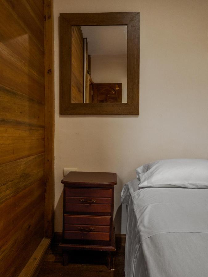 Hostal Tortuga Dorada Puerto Lopez Ngoại thất bức ảnh