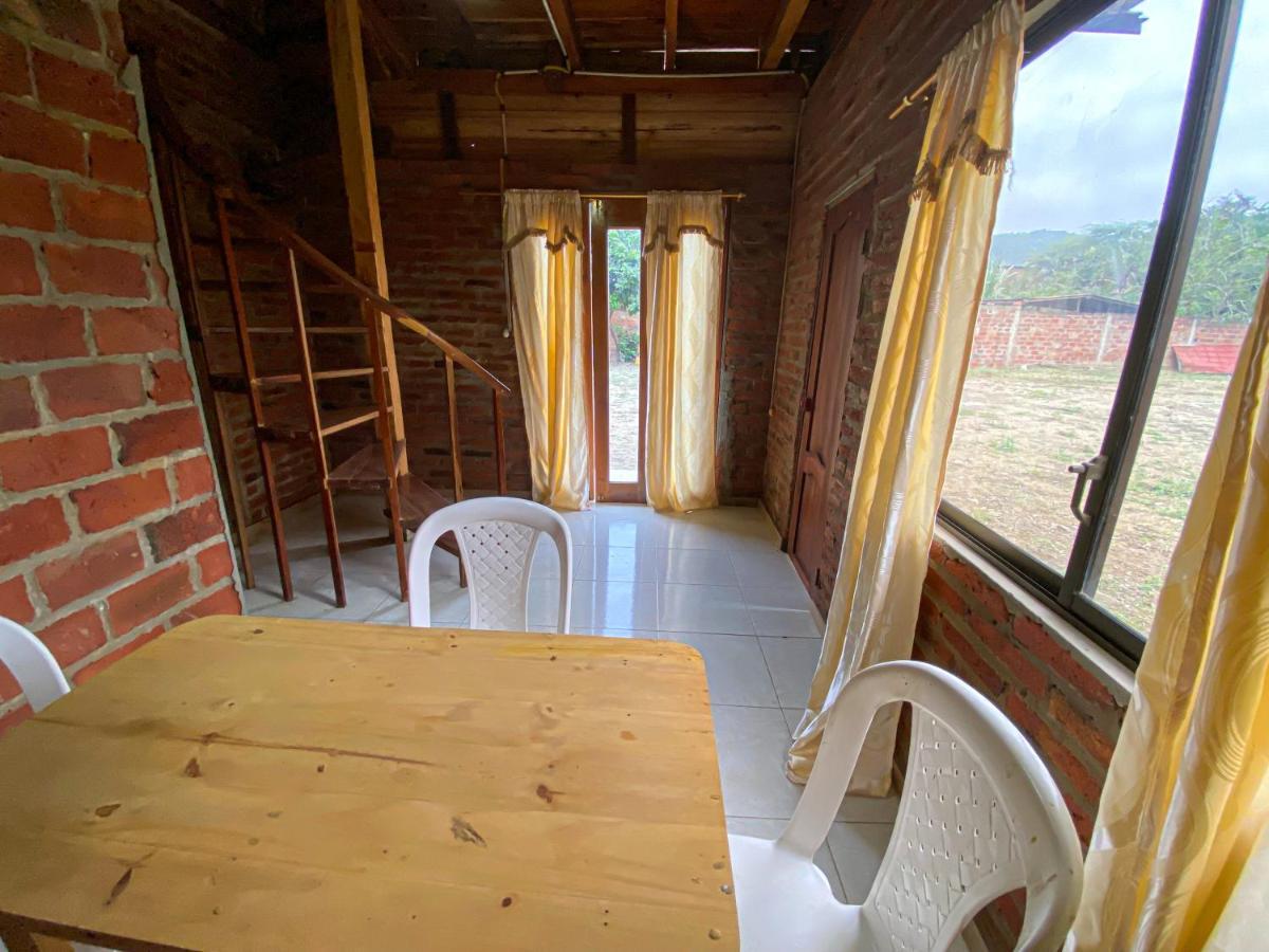 Hostal Tortuga Dorada Puerto Lopez Ngoại thất bức ảnh